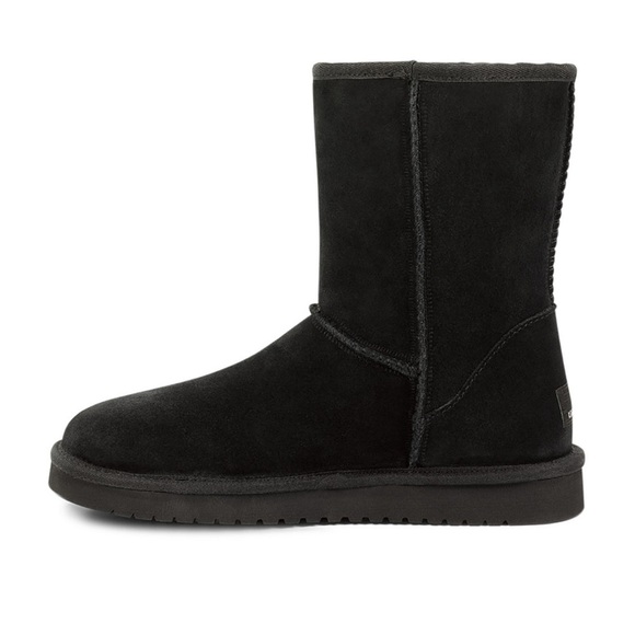 Koolaburra by UGG Classic Short Women's Winter Boots - Picture 3 of 15